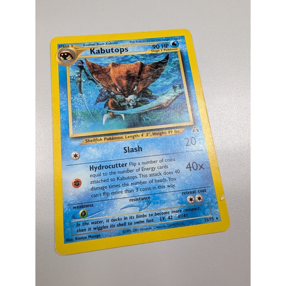 Kabutops 25/75 Neo Discovery Regular pokemon card rare collectable vintage